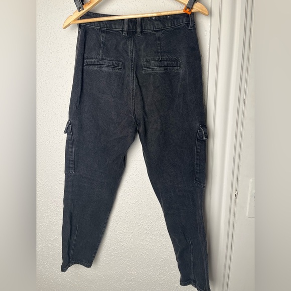 Dynamite Gigi black denim cargo jean - size 27 - Picture 4 of 7